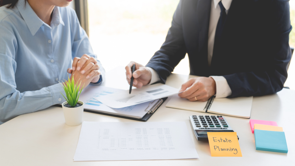 Affordable Funeral Insurance for Seniors: How It Helps Cover Funeral Costs